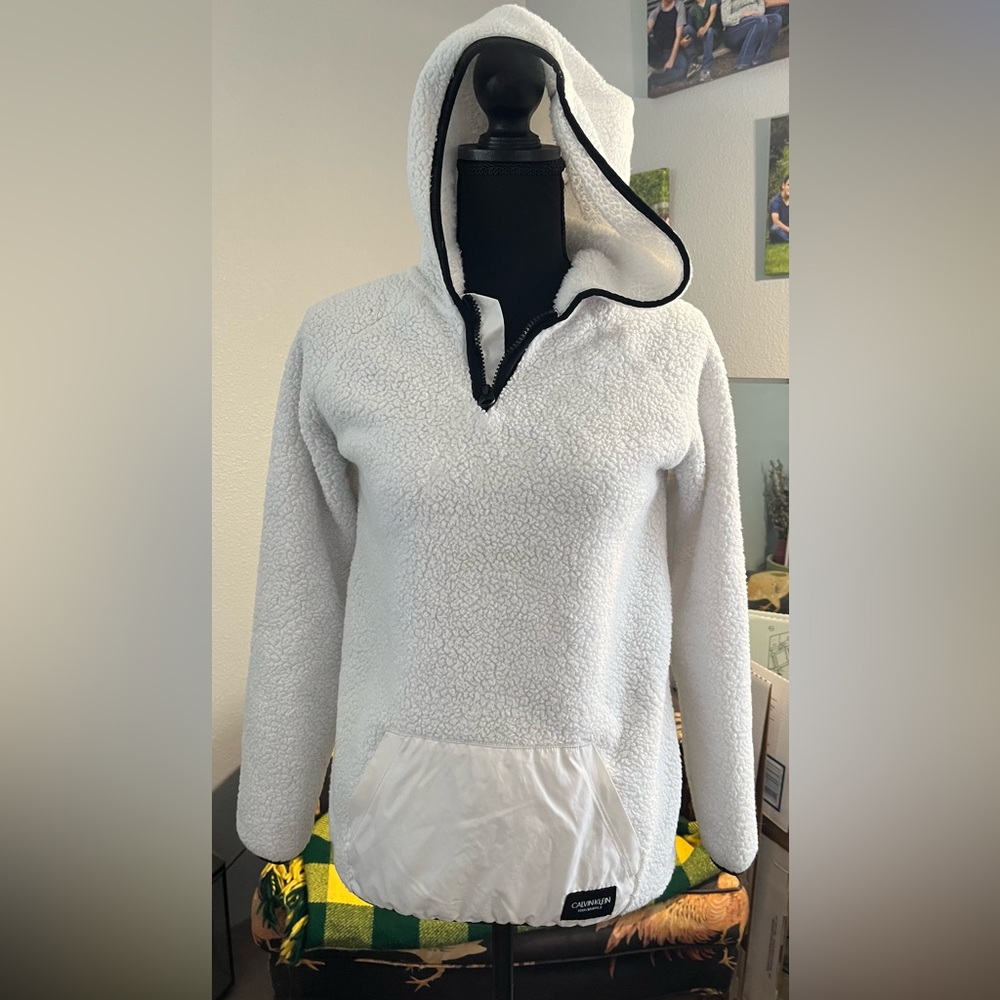 Calvin Klein performance hoodie. Size large (14-16) great condition